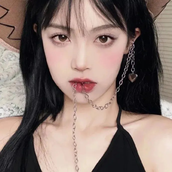 娜娜的玫瑰战争