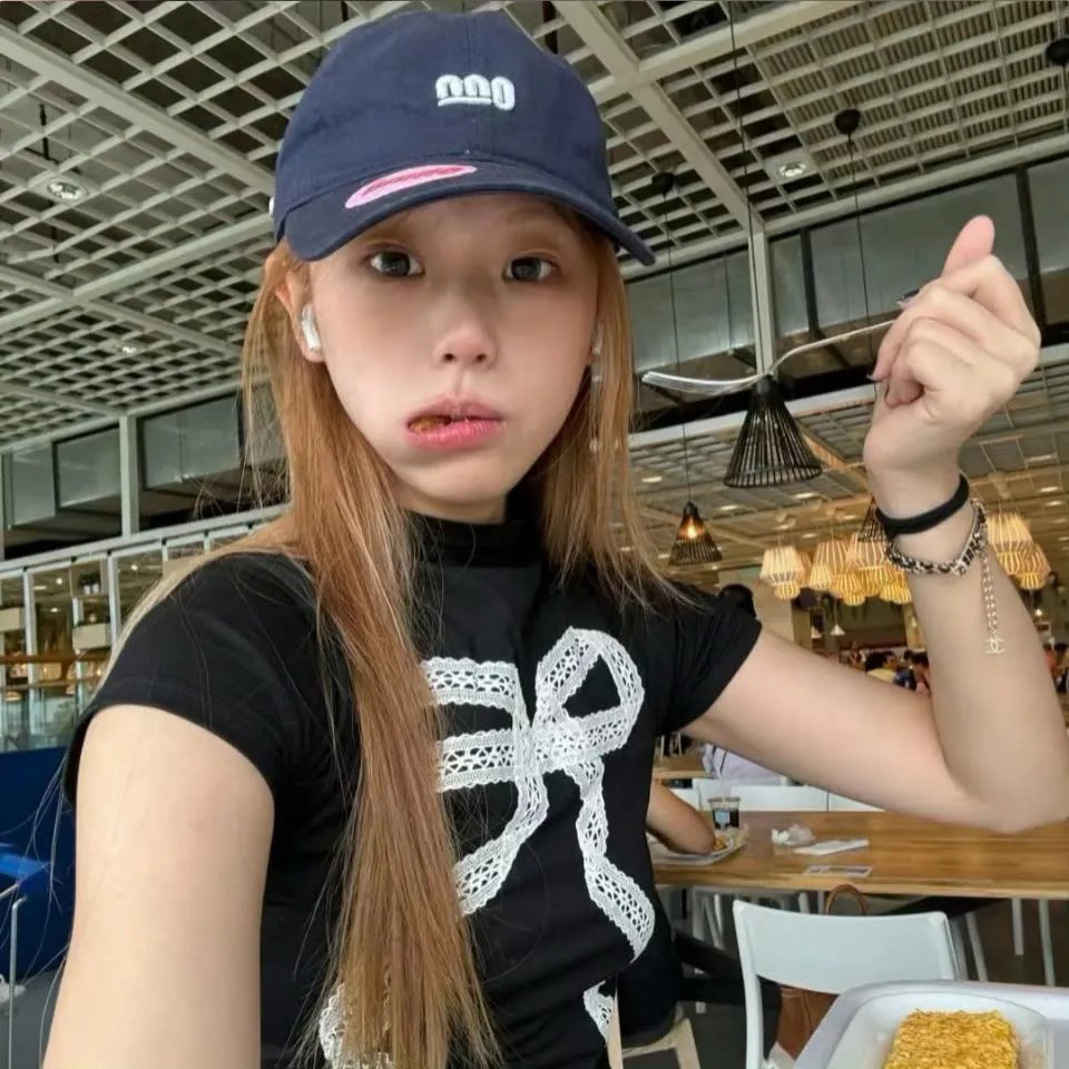 卢浮魅影